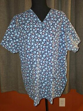 Jasco Uniform Breast Cancer Awareness Floral Scrub Top
